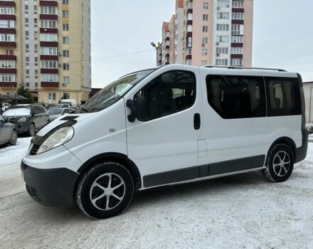 Белый Рено Трафик, объемом двигателя 2 л и пробегом 206 тыс. км за 8900 $, фото 1 на Automoto.ua