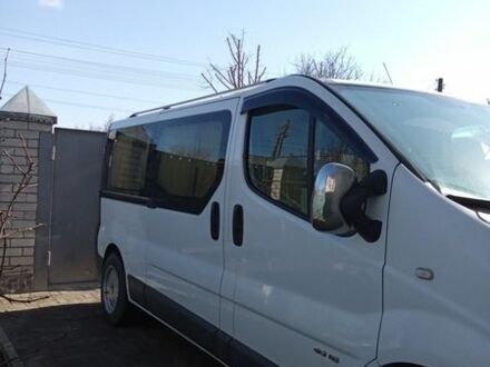 Белый Рено Трафик, объемом двигателя 2 л и пробегом 330 тыс. км за 10499 $, фото 1 на Automoto.ua