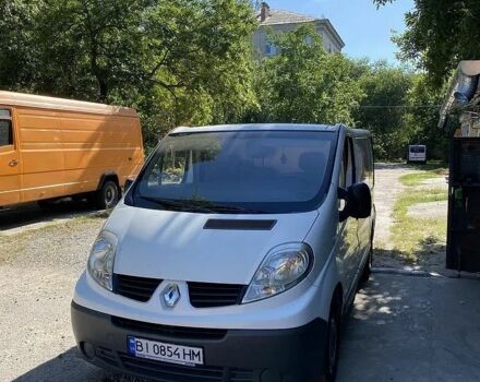 Білий Рено Трафік, об'ємом двигуна 2 л та пробігом 225 тис. км за 6000 $, фото 1 на Automoto.ua