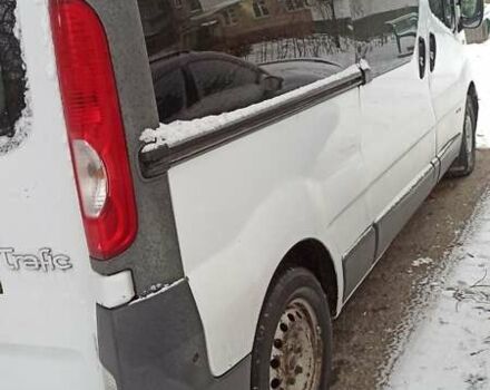 Белый Рено Трафик, объемом двигателя 2 л и пробегом 263 тыс. км за 8200 $, фото 1 на Automoto.ua