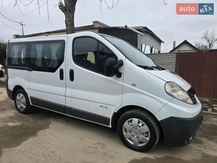 Білий Рено Трафік, об'ємом двигуна 2 л та пробігом 310 тис. км за 9200 $, фото 1 на Automoto.ua