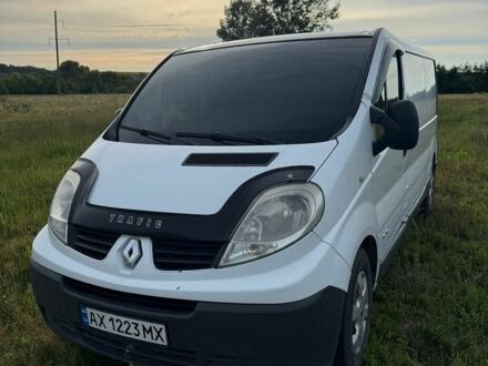 Білий Рено Трафік, об'ємом двигуна 2 л та пробігом 345 тис. км за 7500 $, фото 1 на Automoto.ua