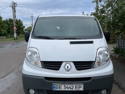Рено Трафик 2008 в Николаеве на Automoto.ua Белый Рено Трафик, объемом двигателя 2 л и пробегом 379 тыс. км за 7400 $, фото 1 на Automoto.ua