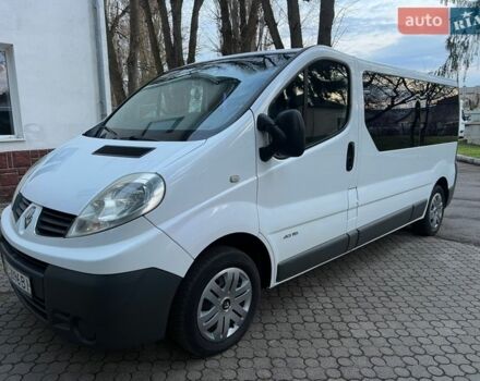 Белый Рено Трафик, объемом двигателя 2 л и пробегом 356 тыс. км за 9500 $, фото 1 на Automoto.ua