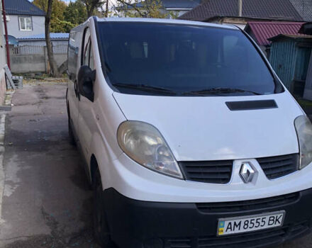Білий Рено Трафік, об'ємом двигуна 2 л та пробігом 330 тис. км за 7500 $, фото 1 на Automoto.ua