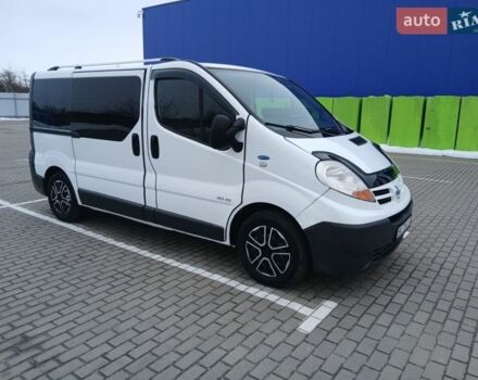 Белый Рено Трафик, объемом двигателя 2 л и пробегом 280 тыс. км за 9980 $, фото 1 на Automoto.ua