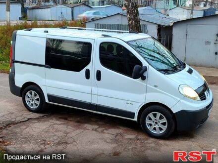 Белый Рено Трафик, объемом двигателя 2 л и пробегом 395 тыс. км за 9750 $, фото 1 на Automoto.ua