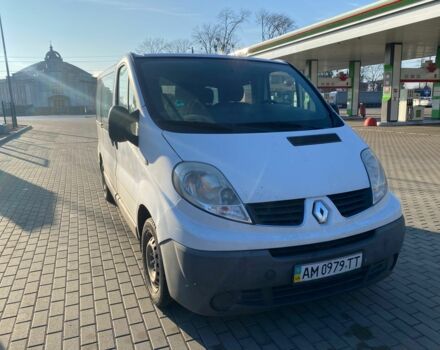 Белый Рено Трафик, объемом двигателя 2 л и пробегом 240 тыс. км за 6800 $, фото 1 на Automoto.ua