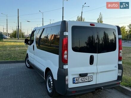 Белый Рено Трафик, объемом двигателя 2 л и пробегом 401 тыс. км за 10500 $, фото 1 на Automoto.ua