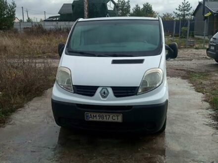 Білий Рено Трафік, об'ємом двигуна 2 л та пробігом 364 тис. км за 7600 $, фото 1 на Automoto.ua