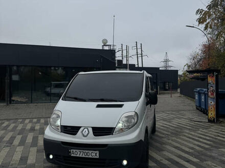 Білий Рено Трафік, об'ємом двигуна 2 л та пробігом 425 тис. км за 9800 $, фото 1 на Automoto.ua