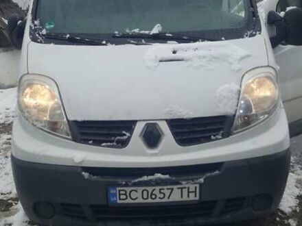 Рено Трафік 2009 у Стрые на Automoto.ua Білий Рено Трафік, об'ємом двигуна 2 л та пробігом 210 тис. км за 9900 $, фото 1 на Automoto.ua