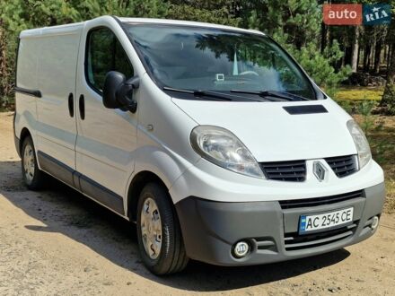 Білий Рено Трафік, об'ємом двигуна 2 л та пробігом 318 тис. км за 8700 $, фото 1 на Automoto.ua