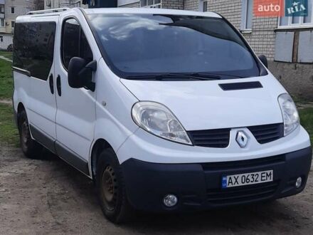 Белый Рено Трафик, объемом двигателя 2 л и пробегом 392 тыс. км за 9500 $, фото 1 на Automoto.ua