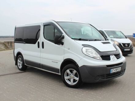 Білий Рено Трафік, об'ємом двигуна 2 л та пробігом 251 тис. км за 11998 $, фото 1 на Automoto.ua
