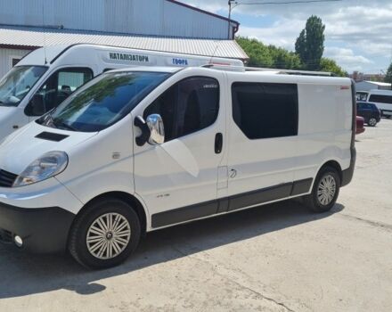 Белый Рено Трафик, объемом двигателя 2 л и пробегом 203 тыс. км за 12764 $, фото 1 на Automoto.ua