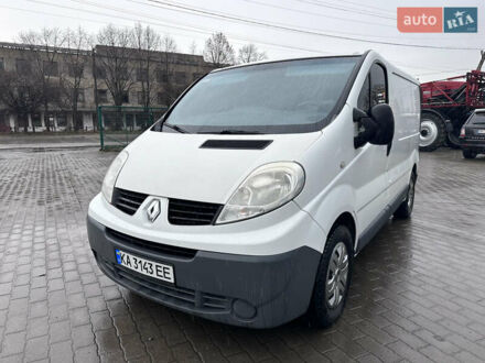 Білий Рено Трафік, об'ємом двигуна 1.99 л та пробігом 298 тис. км за 8150 $, фото 1 на Automoto.ua