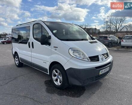 Белый Рено Трафик, объемом двигателя 2 л и пробегом 279 тыс. км за 9900 $, фото 1 на Automoto.ua