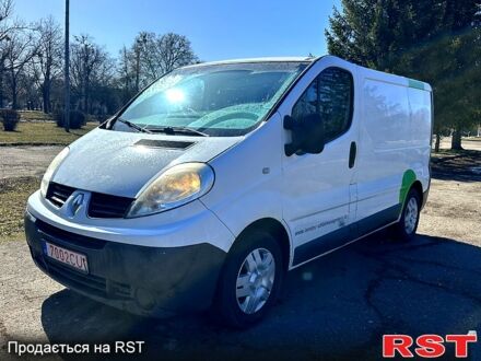 Білий Рено Трафік, об'ємом двигуна 2 л та пробігом 270 тис. км за 4950 $, фото 1 на Automoto.ua