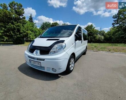 Белый Рено Трафик, объемом двигателя 2 л и пробегом 232 тыс. км за 10000 $, фото 1 на Automoto.ua