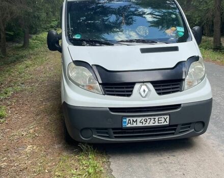 Білий Рено Трафік, об'ємом двигуна 2 л та пробігом 370 тис. км за 8500 $, фото 1 на Automoto.ua