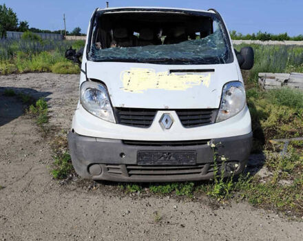 Білий Рено Трафік, об'ємом двигуна 2 л та пробігом 270 тис. км за 3500 $, фото 1 на Automoto.ua