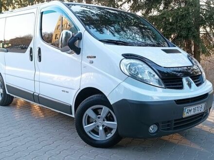 Белый Рено Трафик, объемом двигателя 2 л и пробегом 338 тыс. км за 10950 $, фото 1 на Automoto.ua