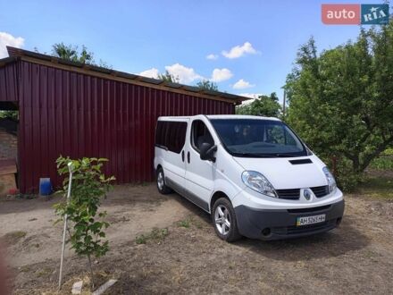 Белый Рено Трафик, объемом двигателя 2 л и пробегом 426 тыс. км за 8900 $, фото 1 на Automoto.ua