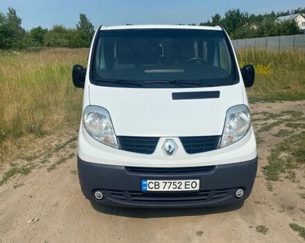 Белый Рено Трафик, объемом двигателя 2 л и пробегом 296 тыс. км за 10999 $, фото 1 на Automoto.ua