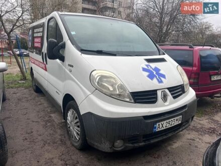 Білий Рено Трафік, об'ємом двигуна 2 л та пробігом 500 тис. км за 12500 $, фото 1 на Automoto.ua