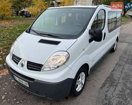 Белый Рено Трафик, объемом двигателя 2 л и пробегом 149 тыс. км за 12700 $, фото 1 на Automoto.ua