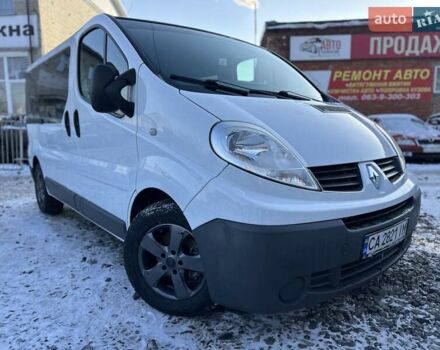 Білий Рено Трафік, об'ємом двигуна 2 л та пробігом 386 тис. км за 10700 $, фото 1 на Automoto.ua