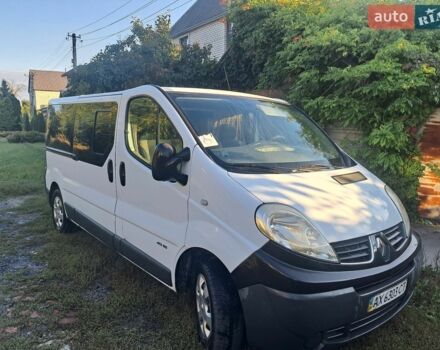 Белый Рено Трафик, объемом двигателя 2 л и пробегом 380 тыс. км за 10700 $, фото 1 на Automoto.ua