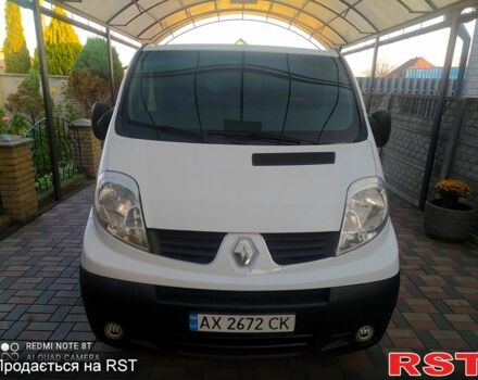 Білий Рено Трафік, об'ємом двигуна 2 л та пробігом 284 тис. км за 9200 $, фото 1 на Automoto.ua