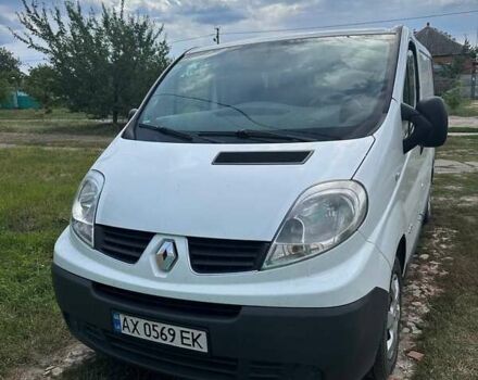 Білий Рено Трафік, об'ємом двигуна 2 л та пробігом 323 тис. км за 10500 $, фото 1 на Automoto.ua