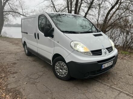 Білий Рено Трафік, об'ємом двигуна 2 л та пробігом 260 тис. км за 10600 $, фото 1 на Automoto.ua