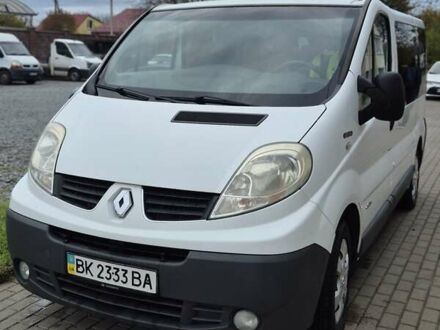 Рено Трафік 2011 у Рівному на Automoto.ua Білий Рено Трафік, об'ємом двигуна 2 л та пробігом 402 тис. км за 11200 $, фото 1 на Automoto.ua