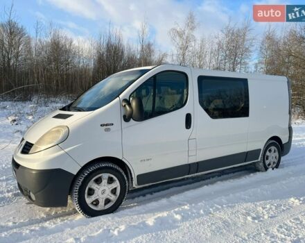 Білий Рено Трафік, об'ємом двигуна 2.5 л та пробігом 278 тис. км за 12500 $, фото 1 на Automoto.ua