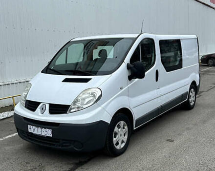 Білий Рено Трафік, об'ємом двигуна 2 л та пробігом 201 тис. км за 13300 $, фото 1 на Automoto.ua