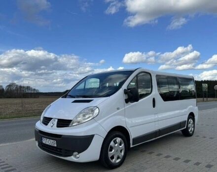 Білий Рено Трафік, об'ємом двигуна 2 л та пробігом 190 тис. км за 8300 $, фото 1 на Automoto.ua