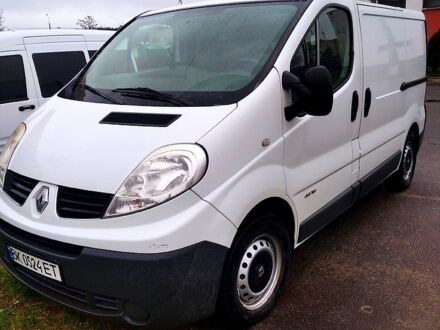 Белый Рено Трафик, объемом двигателя 2 л и пробегом 280 тыс. км за 9600 $, фото 1 на Automoto.ua