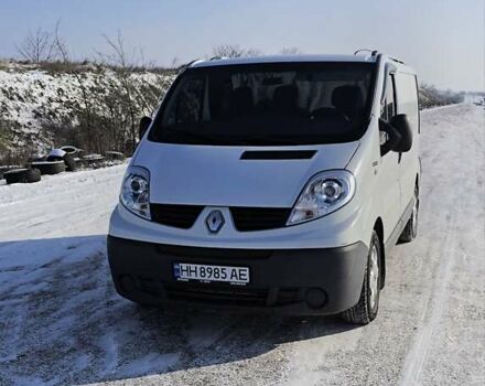 Білий Рено Трафік, об'ємом двигуна 2 л та пробігом 355 тис. км за 12999 $, фото 1 на Automoto.ua