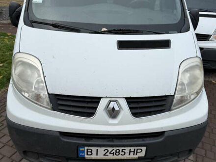 Білий Рено Трафік, об'ємом двигуна 2 л та пробігом 397 тис. км за 8500 $, фото 1 на Automoto.ua