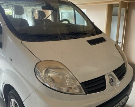 Белый Рено Трафик, объемом двигателя 2 л и пробегом 270 тыс. км за 3000 $, фото 1 на Automoto.ua