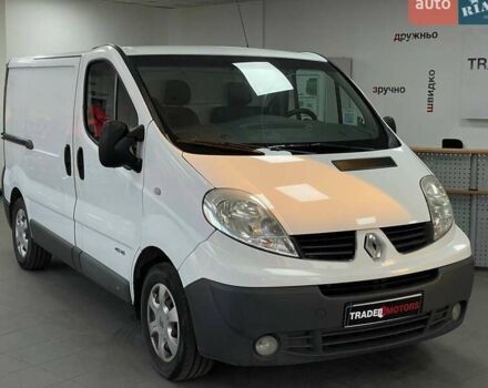 Білий Рено Трафік, об'ємом двигуна 2 л та пробігом 320 тис. км за 9990 $, фото 1 на Automoto.ua