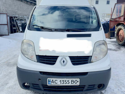Білий Рено Трафік, об'ємом двигуна 2 л та пробігом 888 тис. км за 9965 $, фото 1 на Automoto.ua