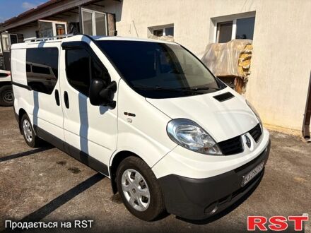 Білий Рено Трафік, об'ємом двигуна 2 л та пробігом 352 тис. км за 9000 $, фото 1 на Automoto.ua