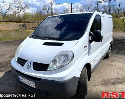 Белый Рено Трафик, объемом двигателя 2 л и пробегом 312 тыс. км за 9500 $, фото 1 на Automoto.ua