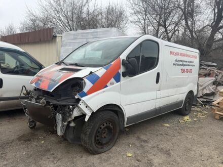 Белый Рено Трафик, объемом двигателя 2 л и пробегом 350 тыс. км за 2800 $, фото 1 на Automoto.ua