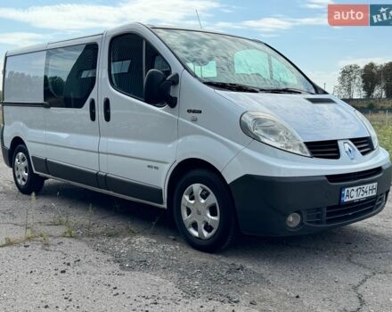 Белый Рено Трафик, объемом двигателя 2 л и пробегом 277 тыс. км за 12300 $, фото 1 на Automoto.ua
